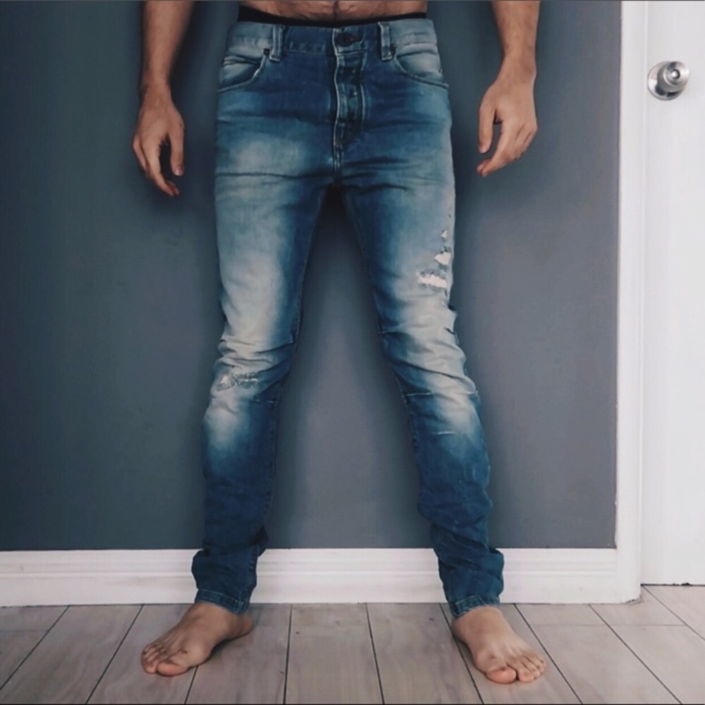 Pull &Bear Light Washed Distressed jeans 30